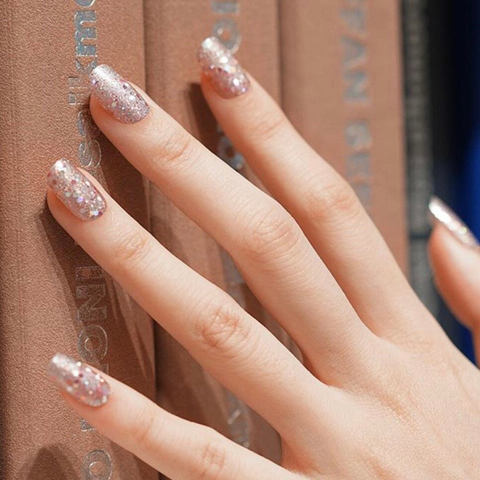 Rose Gold Glitter Bomb Nail Polish Wraps: Easy DIY Nail Stickers