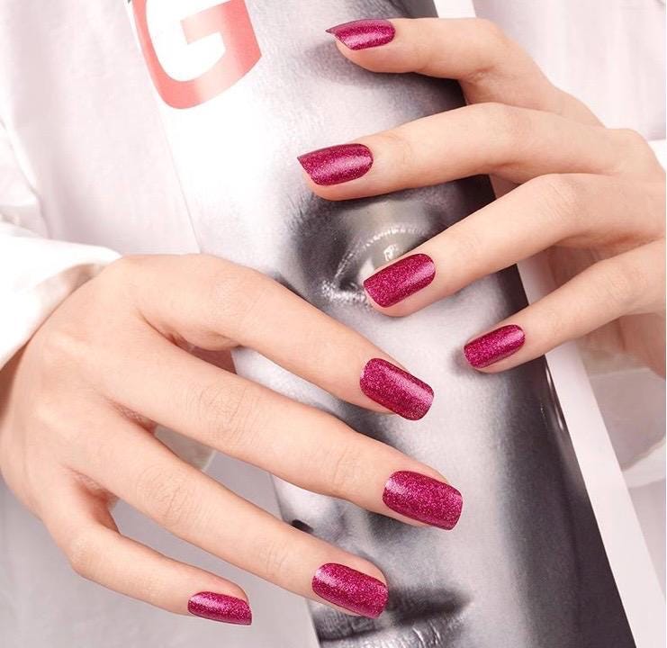 Dark Pink Sparkle Nail Polish Strips: Non-Toxic Nail Wraps