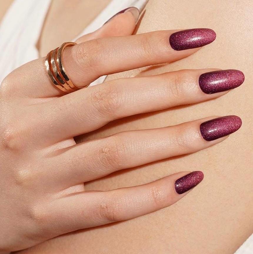 Gilded Rose Shimmer Nail Polish Strips: Non-Toxic Nail Wraps