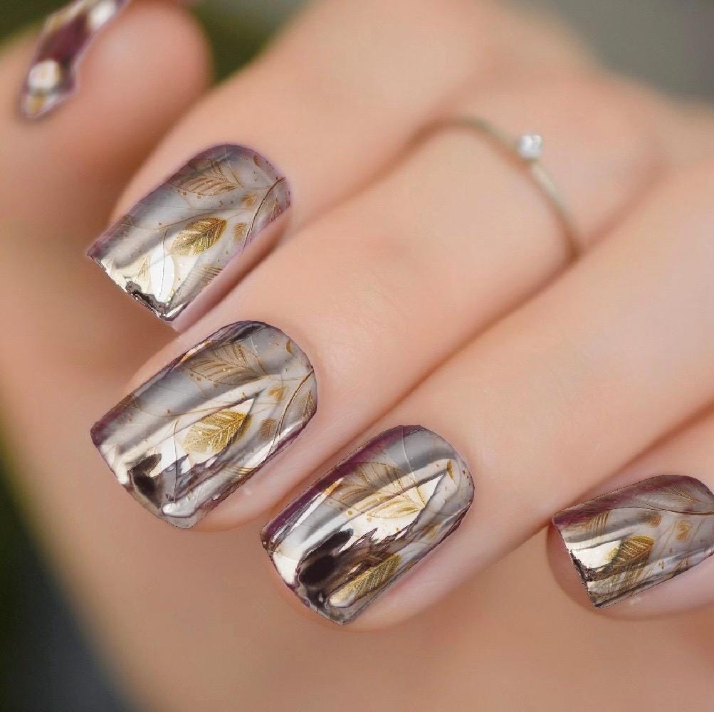 Whispering Wheat Metallic/Chrome Nail Wraps