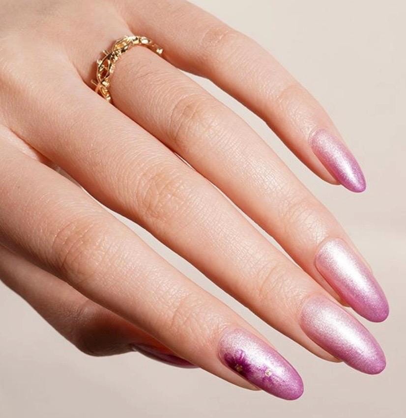 Ombre Blossom Nail Polish Wraps: Easy DIY Nail Art