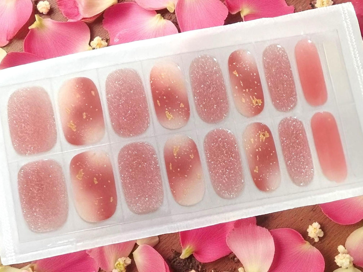 Gilded Kiss Nail Wraps No UV Gel