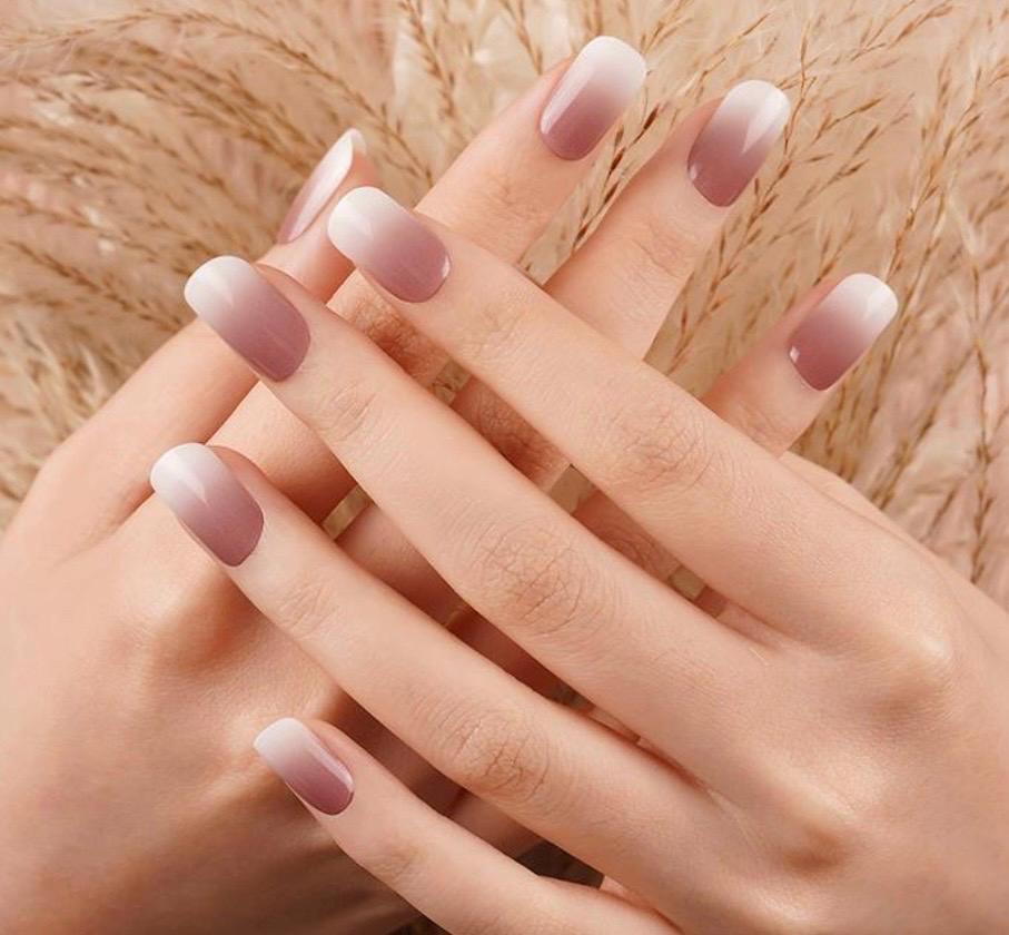 Latte Fade Semi Cured Gel Nail Polish Strips: UV Light Required - Sold Separately
