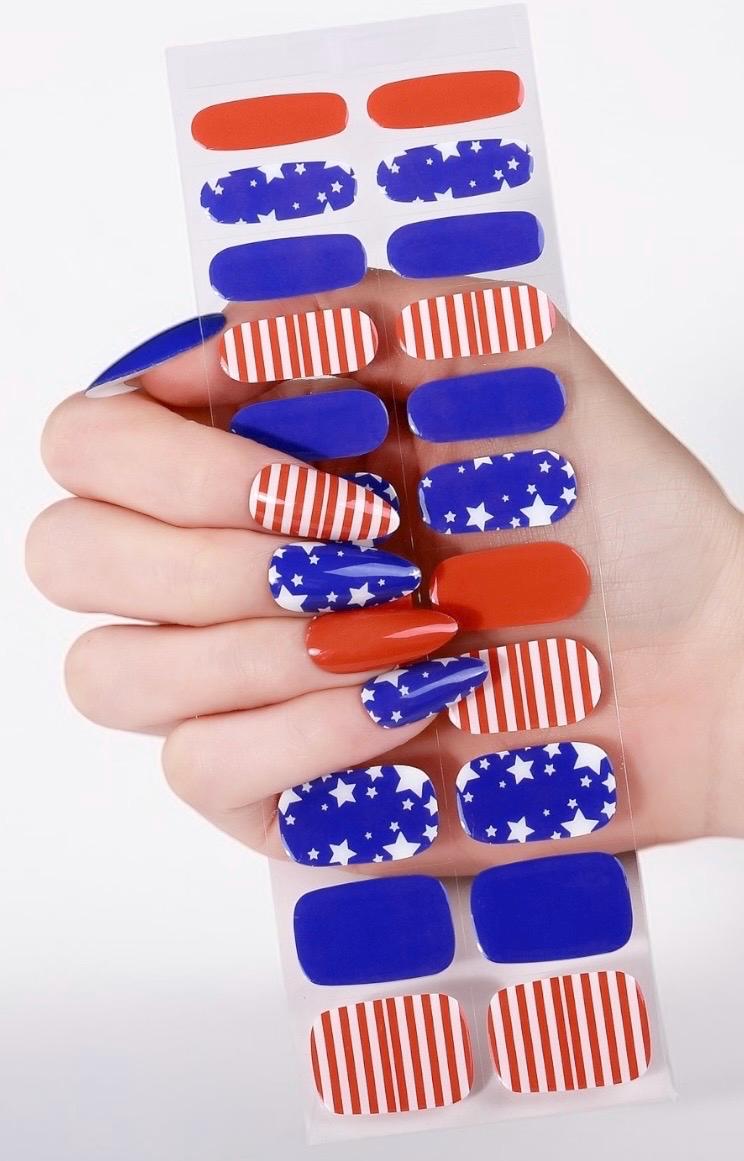 Patriotic Stars and Stripes Gel Nail Polish Strips: No UV Light Needed