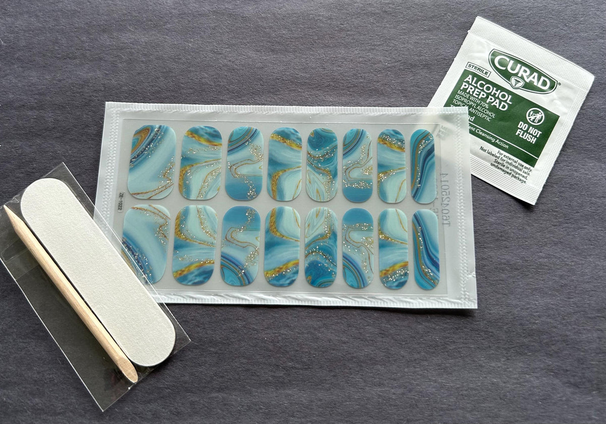 Blue Agate Dreams Sparkle Nail Polish Strips: Non-Toxic Nail Art