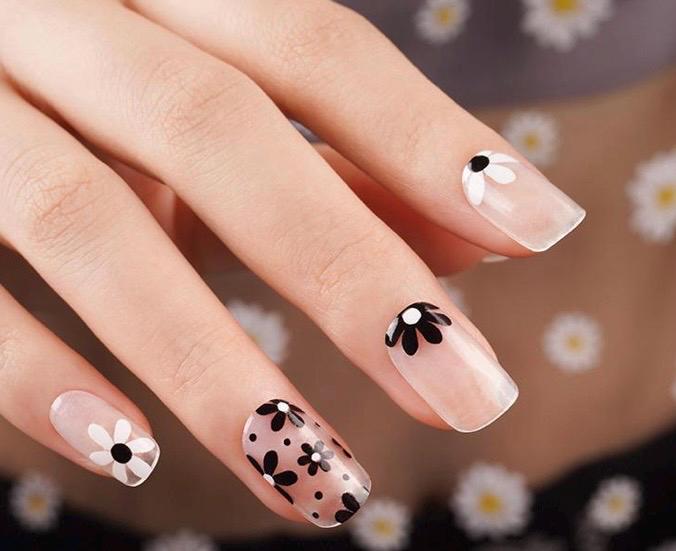 Black and White Daisy Nail Wraps: Translucent Non-Toxic Nail Polish Stickers