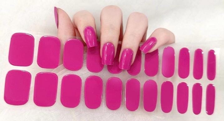 Fuchsia Gel Nail Polish Strips: No UV Light Needed