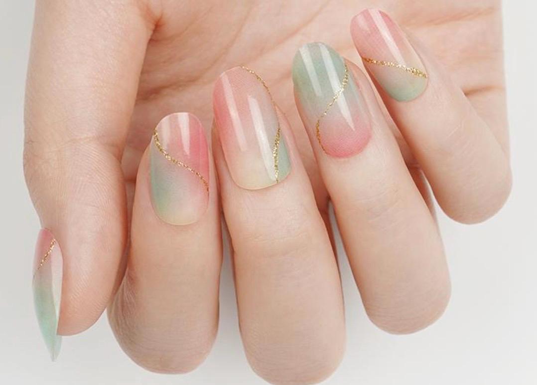 Pastel Mirage Nail Polish Stickers: Non-Toxic Nail Wraps