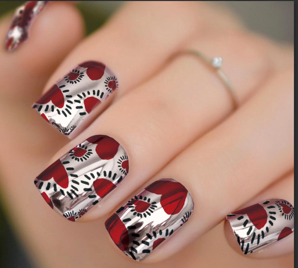 Love Shock Metallic/Chrome Nail Wraps
