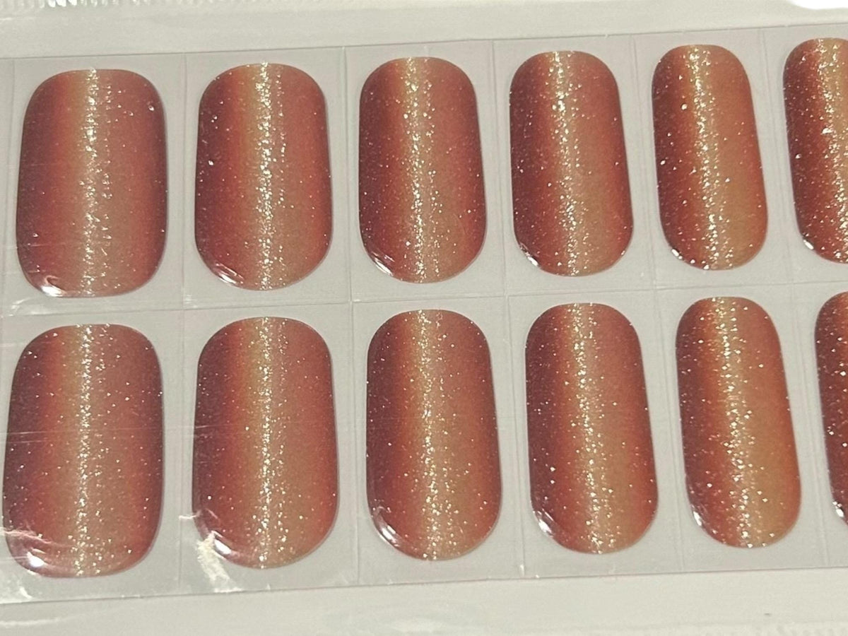 Mocha Shimmer- Cat Eye Gel Nail Polish Strips: No UV Light Needed