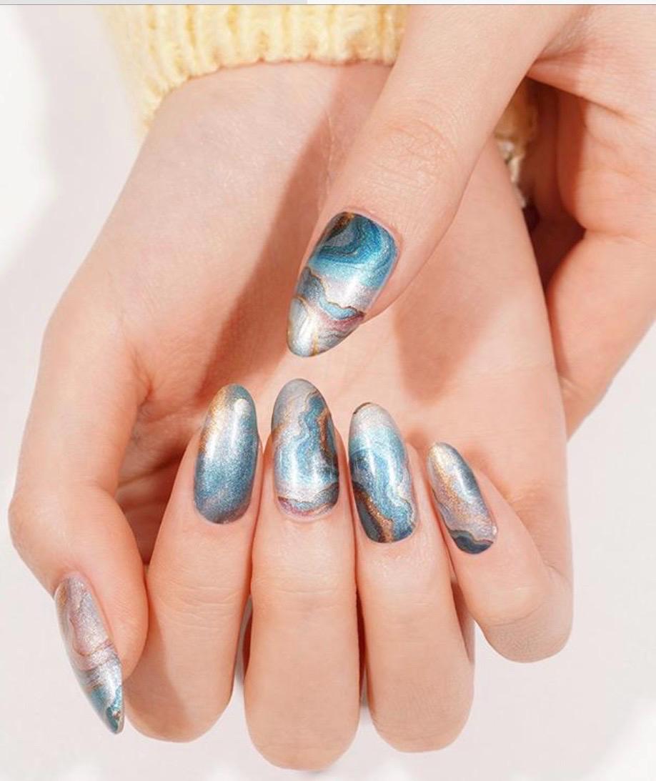 Teal Agate Marble Nail Polish Strips: Easy DIY Nail Art