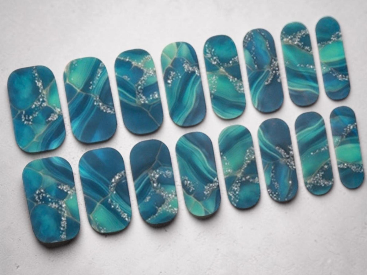Ocean Agate Sparkle Nail Polish Strips: Non-Toxic Nail Art