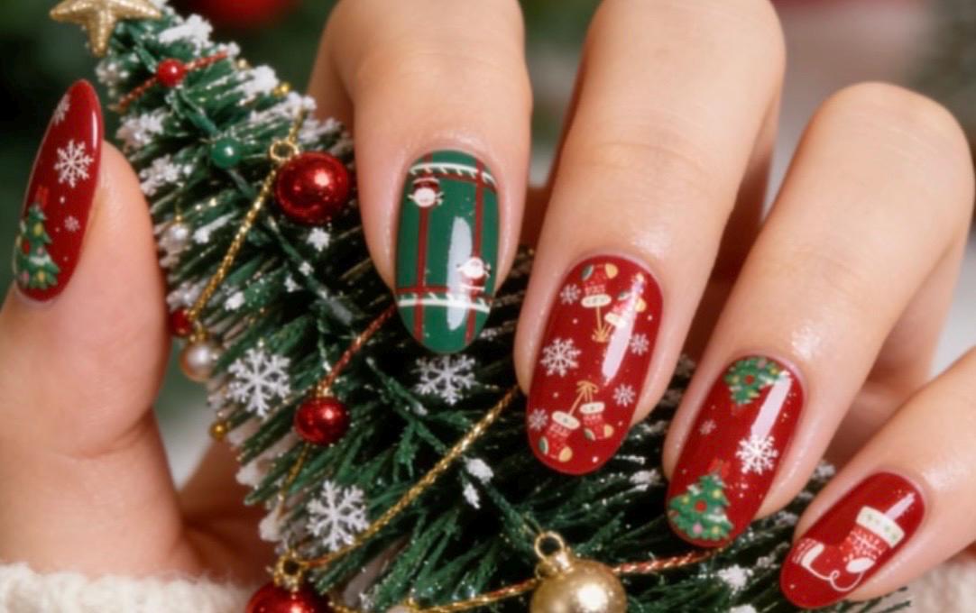 Christmas Charm-  Nail Polish Strips: Non-Toxic Nail Art