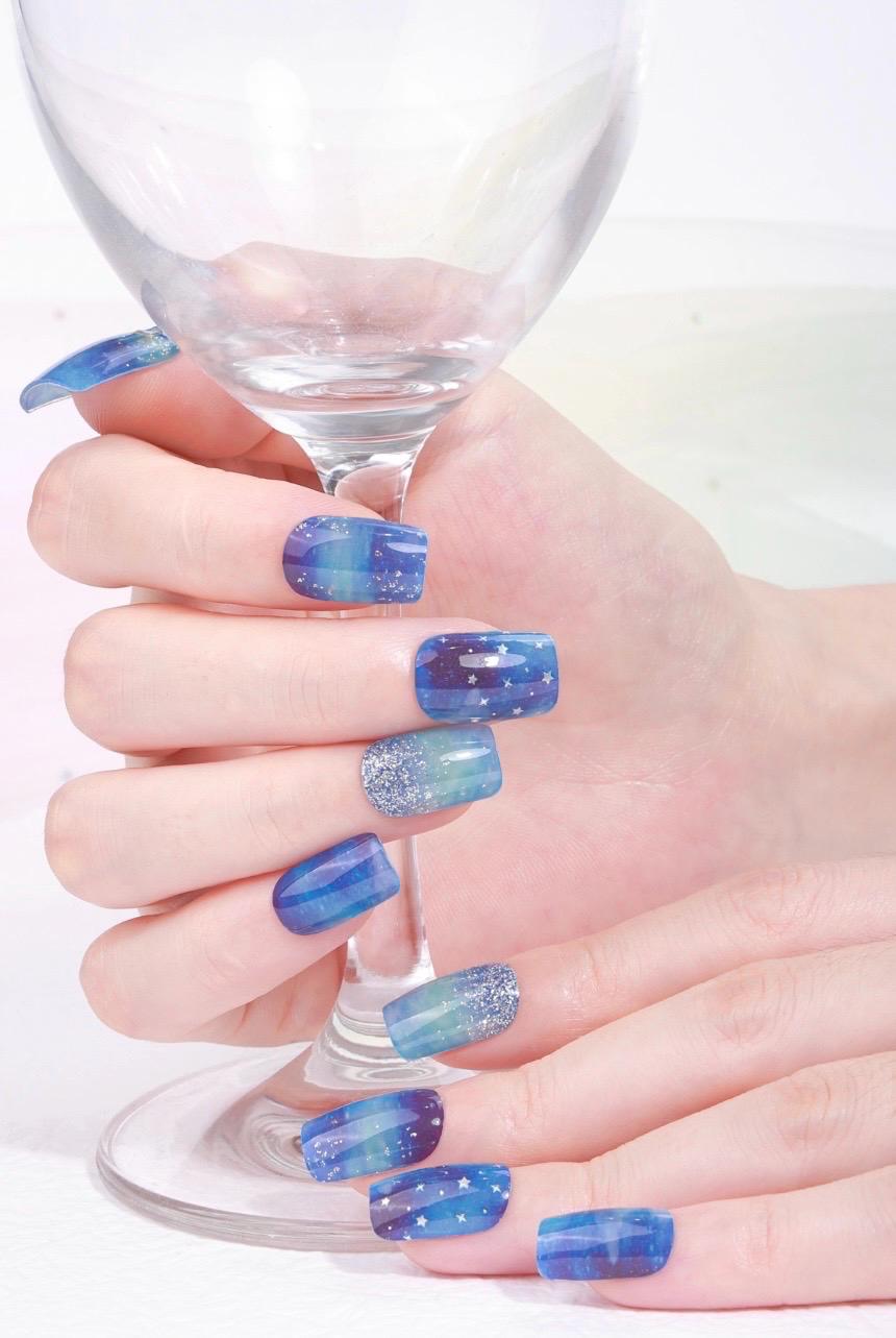 Starlit Skies Gel Nail Polish Strips: Easy Application, No UV Light